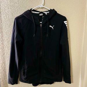 WOMEN’S PUMA JACKET | LIKE NEW!
